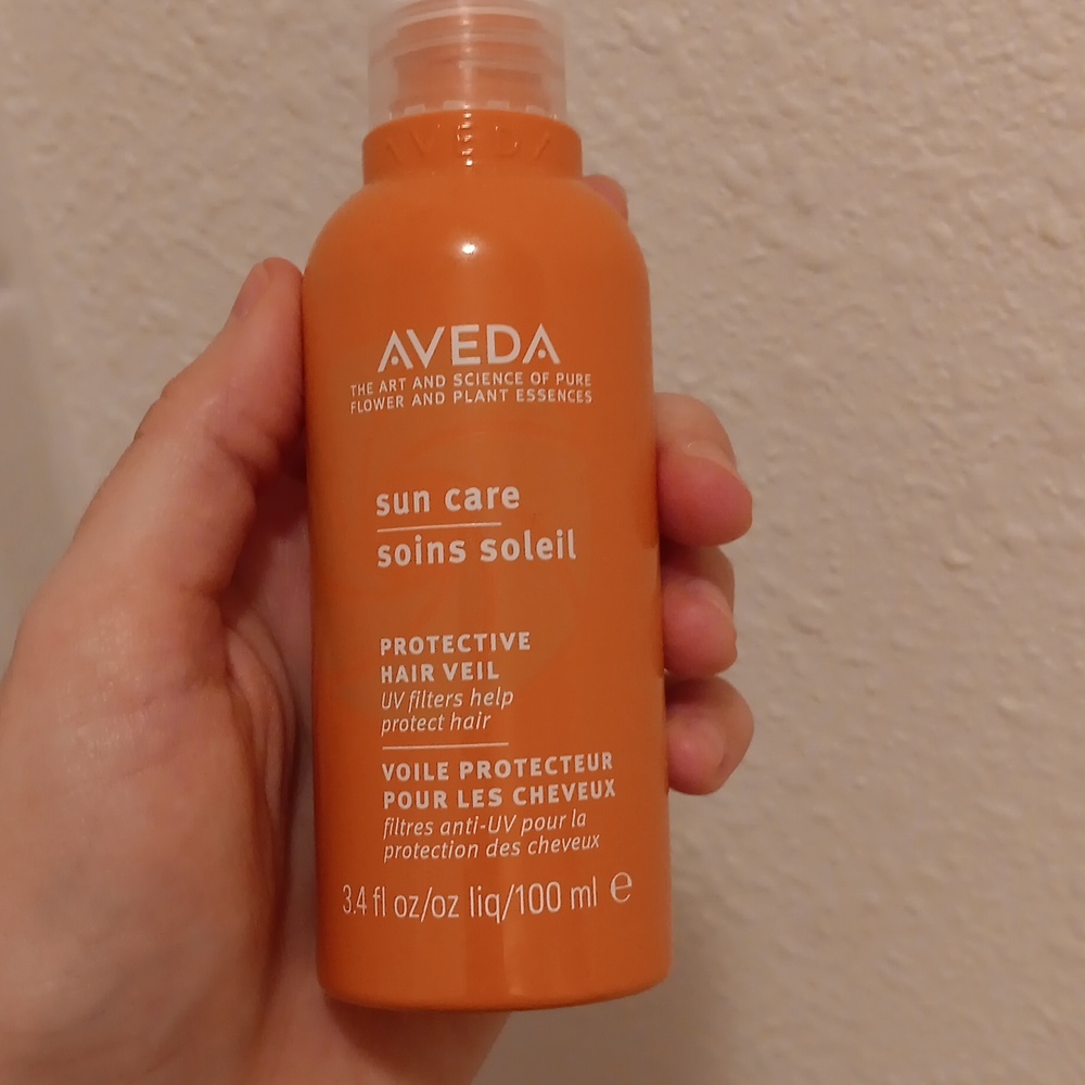 95% full Aveda Sun Veil Spray